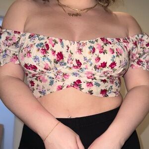NWT Floral Off the Shoulder Crop Top